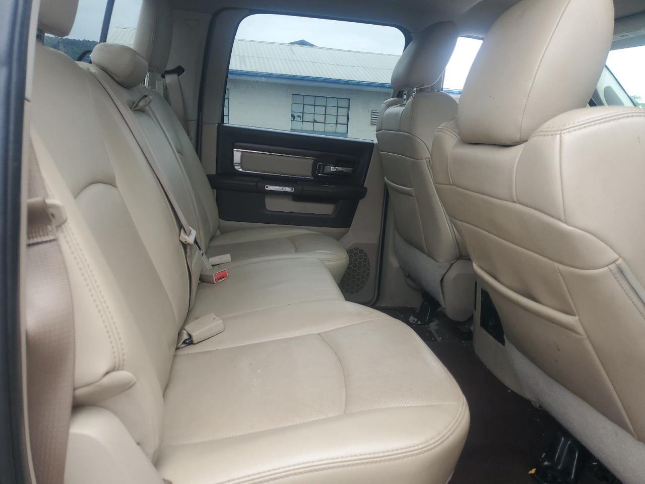 2015 Ram 1500 Laramie VIN: 1C6RR7VM0FS685557 Lot: 69383055