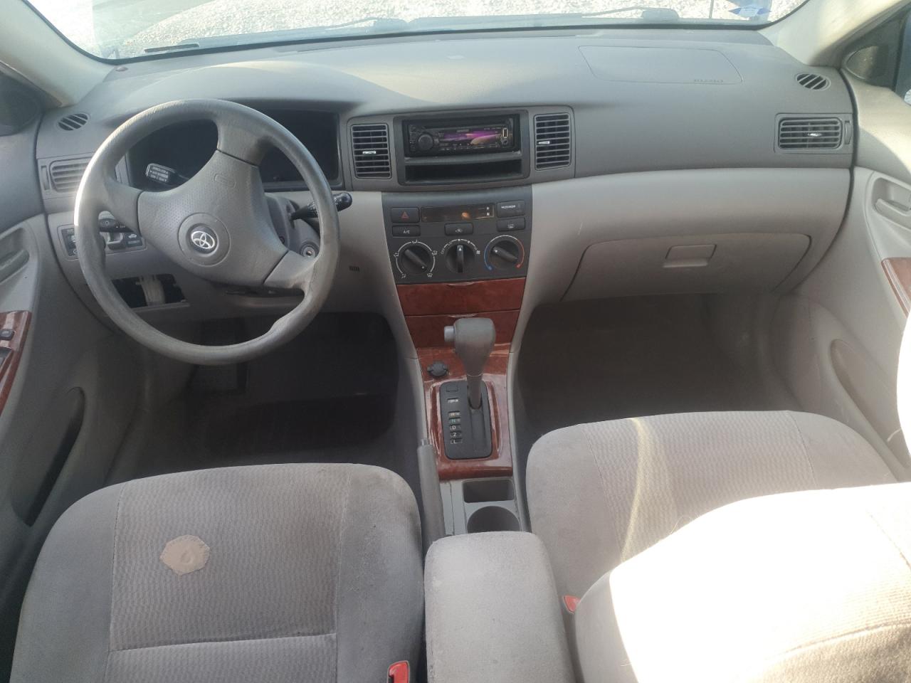2005 Toyota Corolla Ce VIN: 1NXBR32E15Z412187 Lot: 64670005