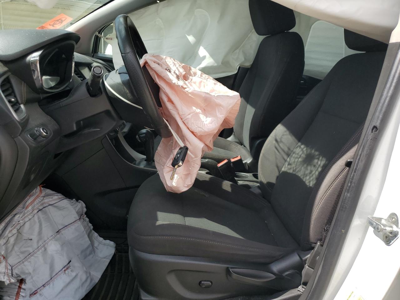 2017 Chevrolet Trax Ls VIN: KL7CJKSB6HB090921 Lot: 70415095