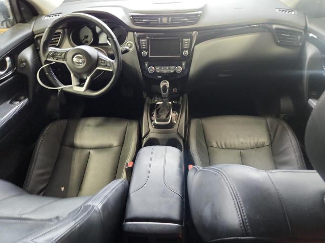  NISSAN ROGUE 2021 Красный
