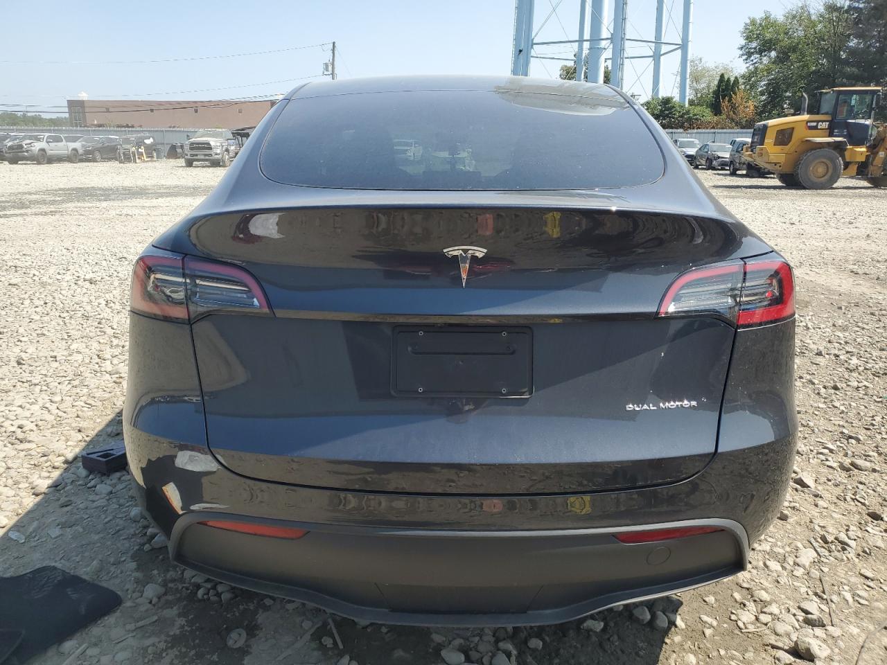 2024 Tesla Model Y VIN: 7SAYGDEE2RF154592 Lot: 68148755