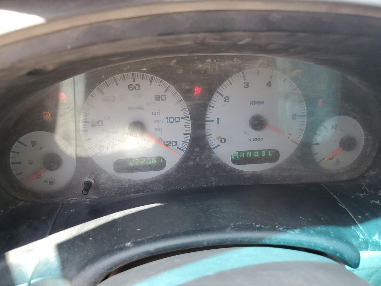 2002 Chrysler Town & Country Ex VIN: 2C4GP74L92R761495 Lot: 69128185
