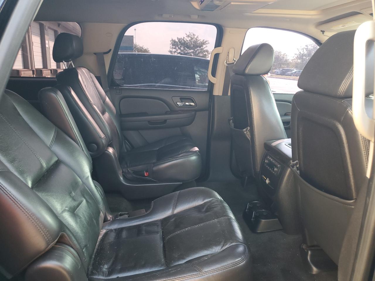 2007 Chevrolet Tahoe K1500 VIN: 1GNFK13067J370399 Lot: 69052175