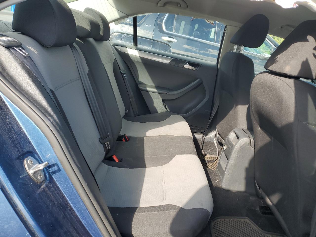 2017 Volkswagen Jetta S VIN: 3VW2B7AJ2HM317710 Lot: 69826665