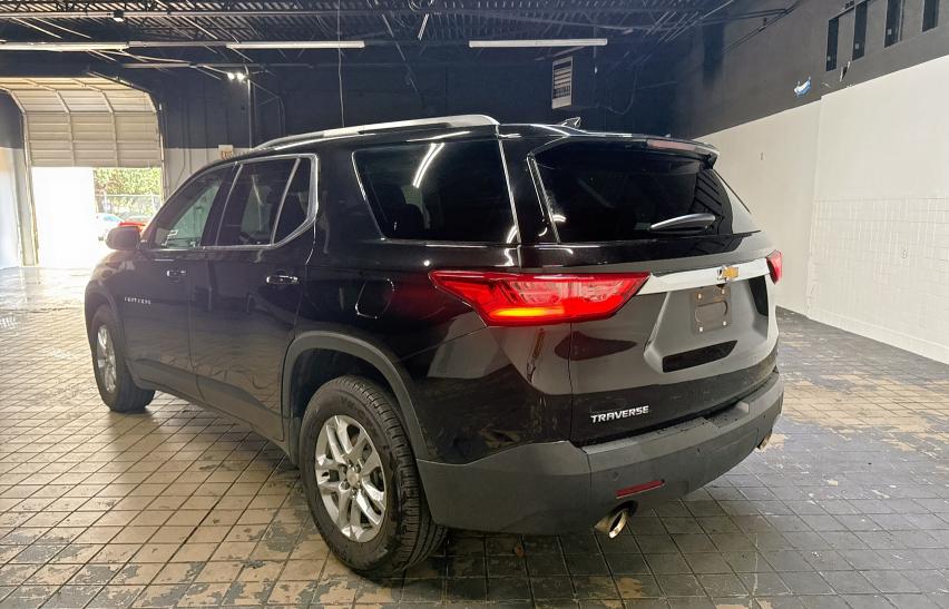  CHEVROLET TRAVERSE 2021 Черный