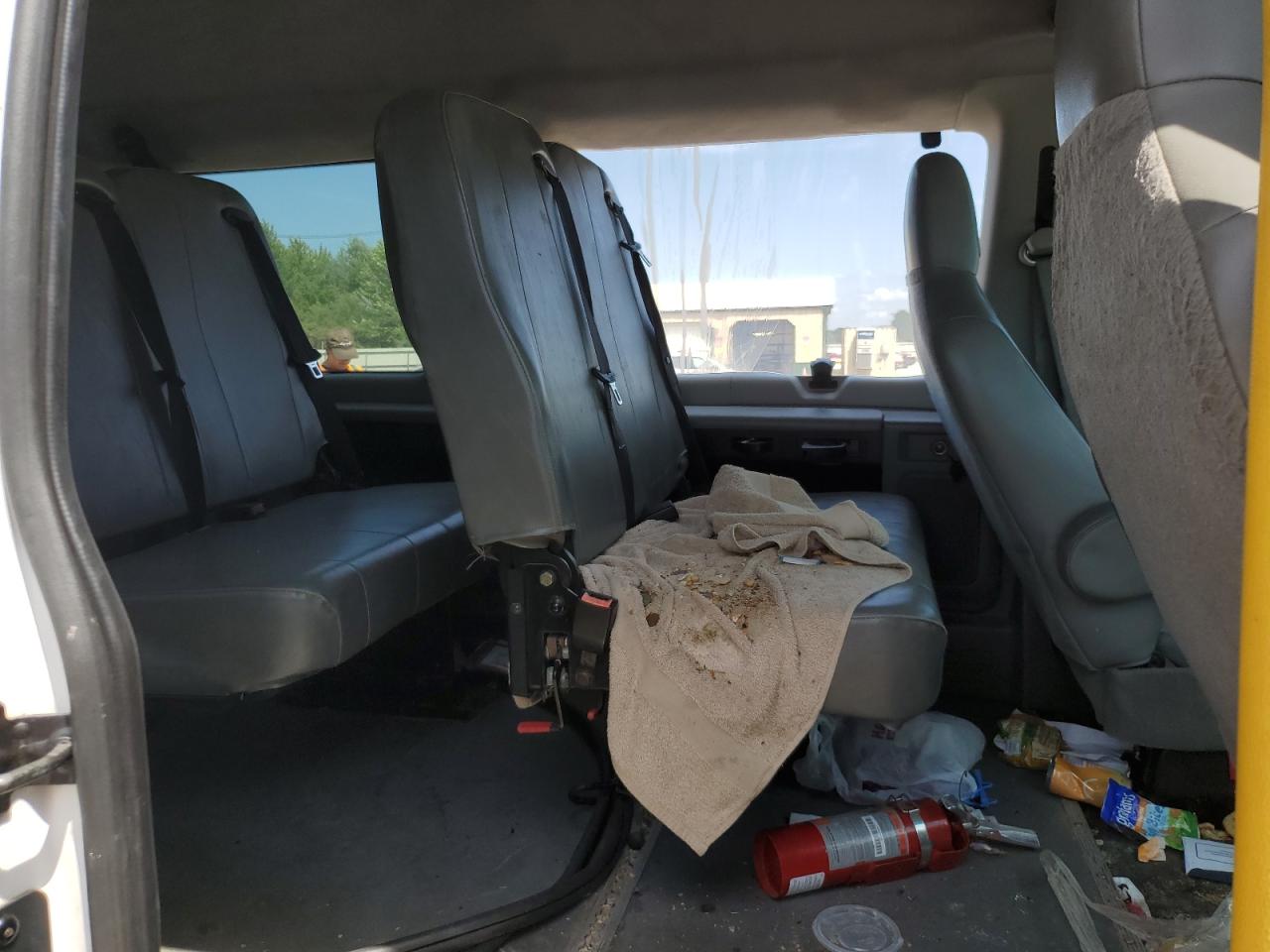 2011 Ford Econoline E350 Super Duty Wagon VIN: 1FBSS3BLXBDA72089 Lot: 68045205