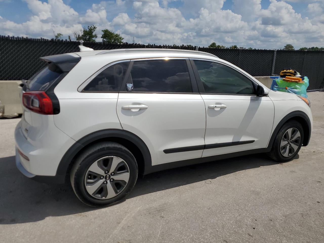 2017 Kia Niro Ex VIN: KNDCC3LC3H5048781 Lot: 67439265