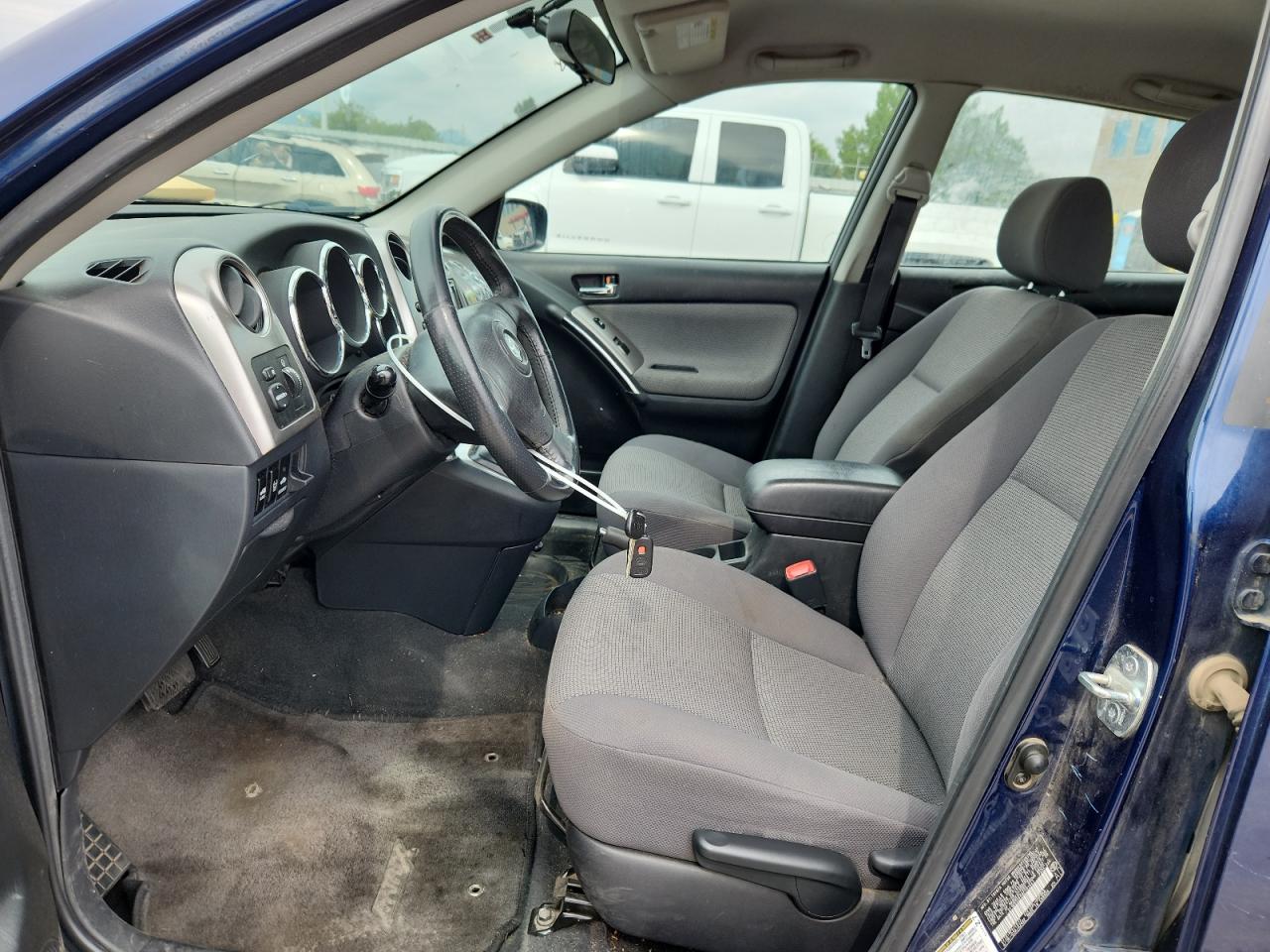 2008 Toyota Corolla Matrix Xr VIN: 2T1KR32E08C702541 Lot: 70159025