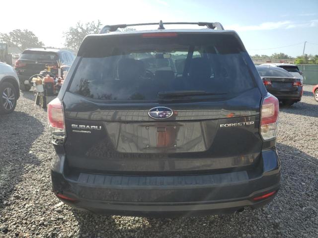  SUBARU FORESTER 2018 Серый