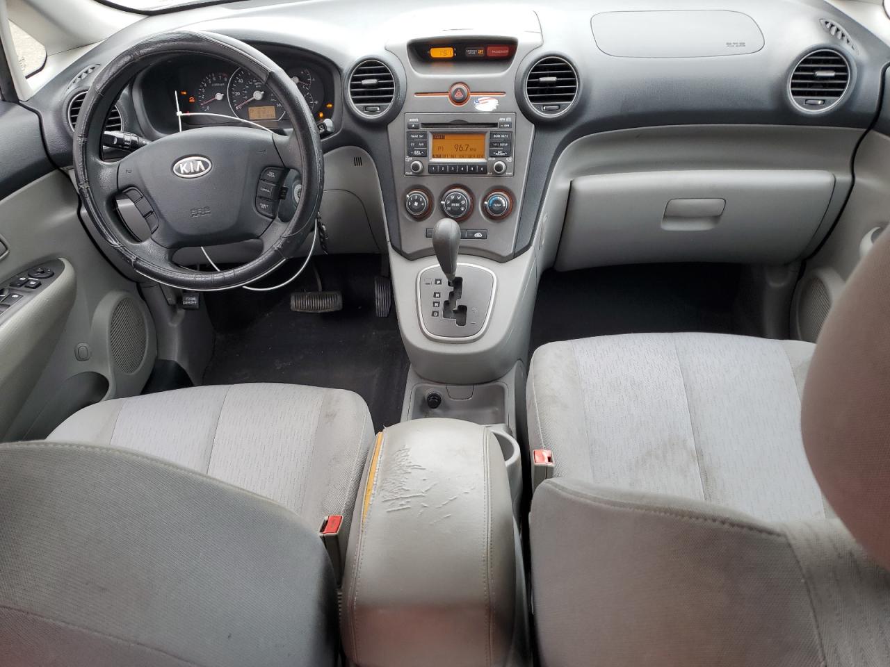2009 Kia Rondo Base VIN: KNAFG528797261083 Lot: 70878915
