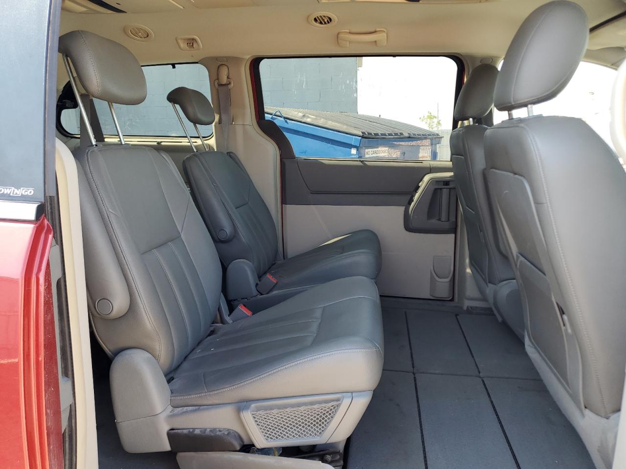 2008 Chrysler Town & Country Touring VIN: 2A8HR54P98R702034 Lot: 67293055