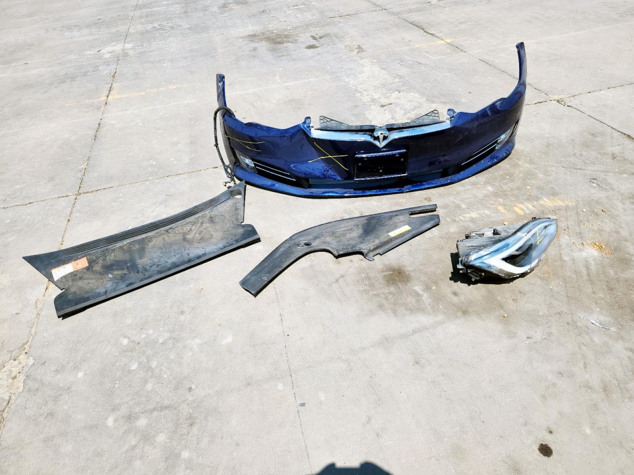 2016 Tesla Model S VIN: 5YJSA1E26GF169876 Lot: 70015195