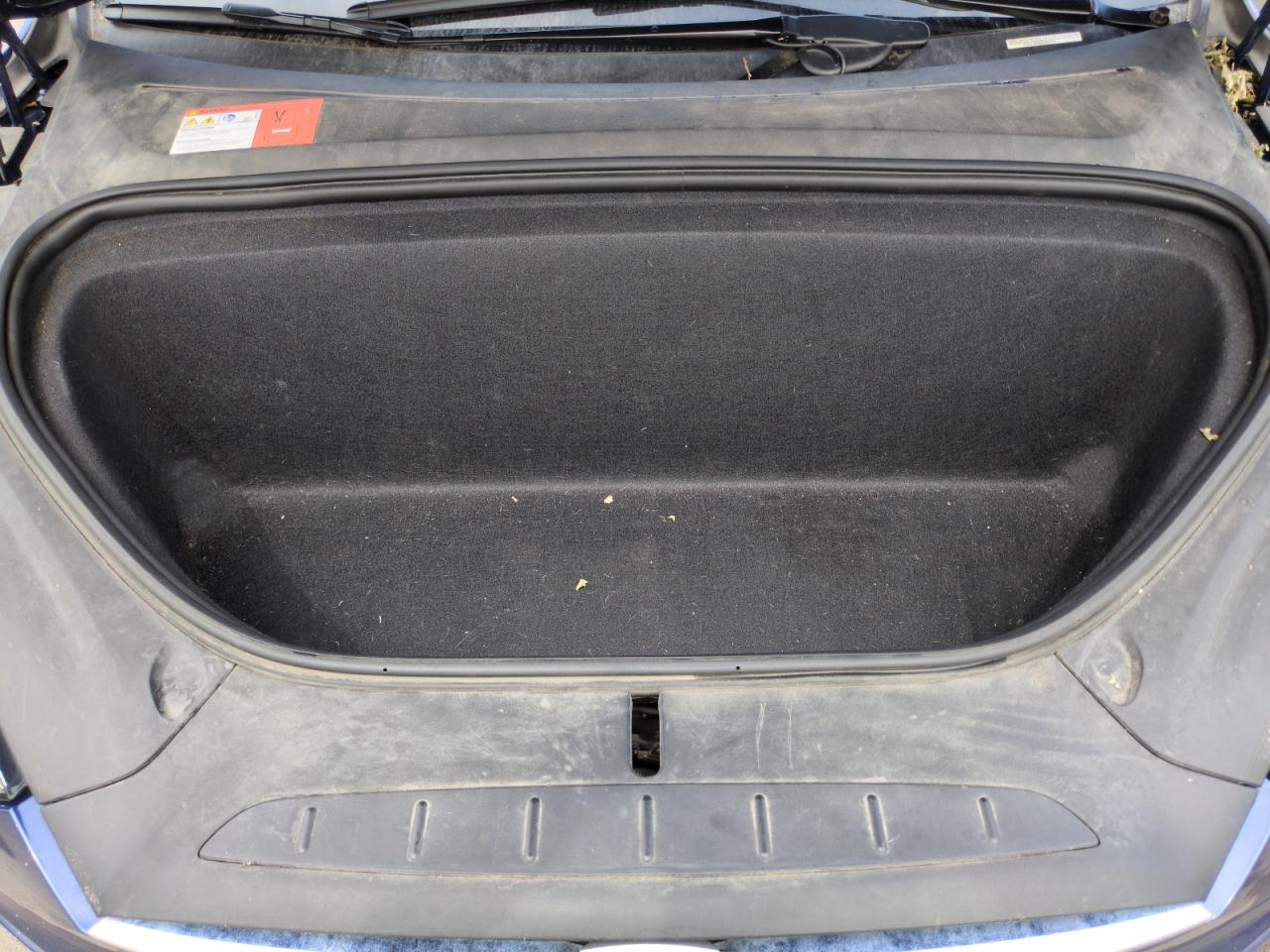 2018 Tesla Model X VIN: 5YJXCAE2XJF090976 Lot: 67480915