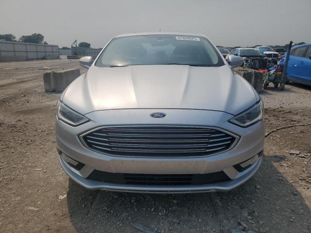  FORD FUSION 2017 Srebrny