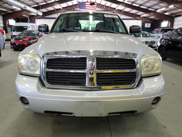 2006 DODGE DAKOTA QUAD SLT  