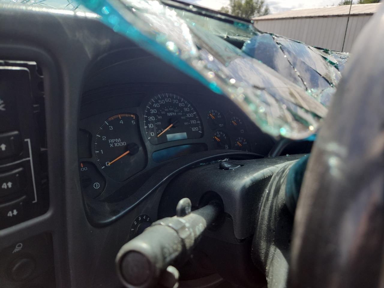 2005 Chevrolet Silverado K2500 Heavy Duty VIN: 1GCHK29245E201276 Lot: 70548885