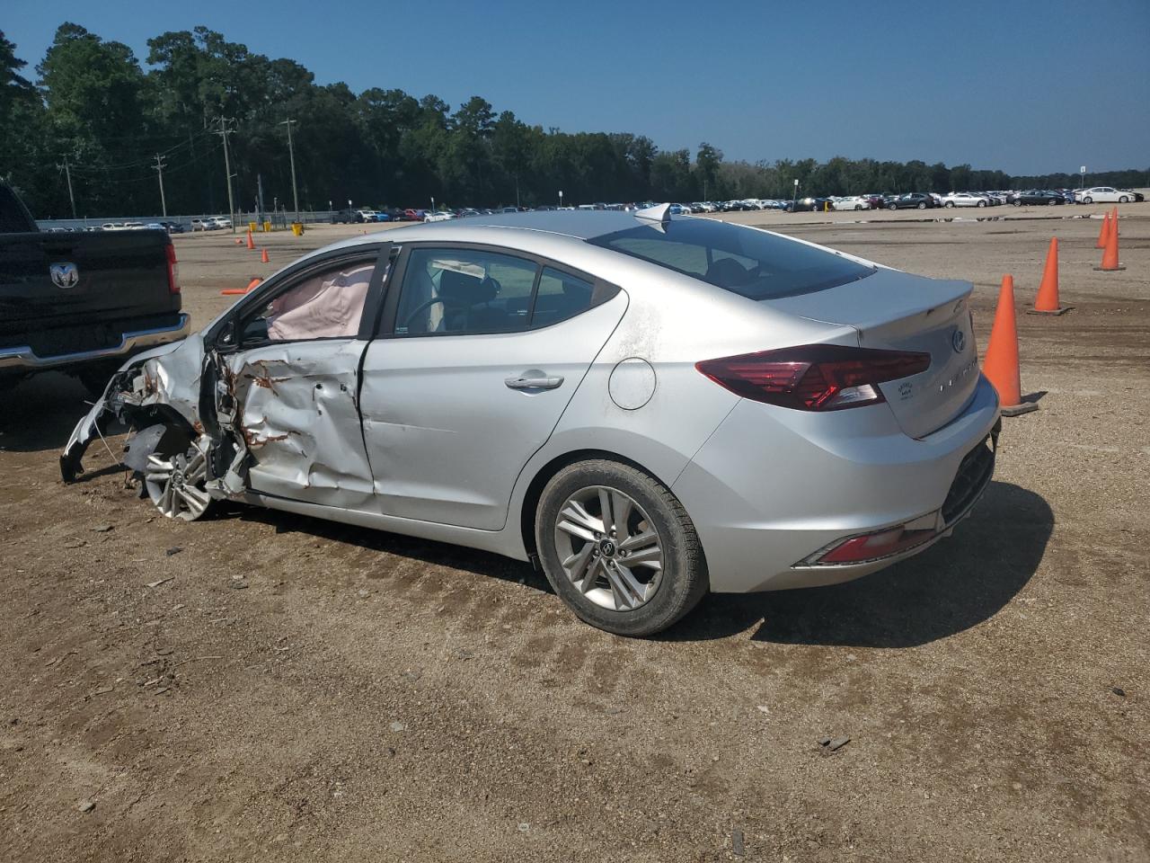 2019 Hyundai Elantra Sel VIN: 5NPD84LFXKH4595 Lot: 69921365