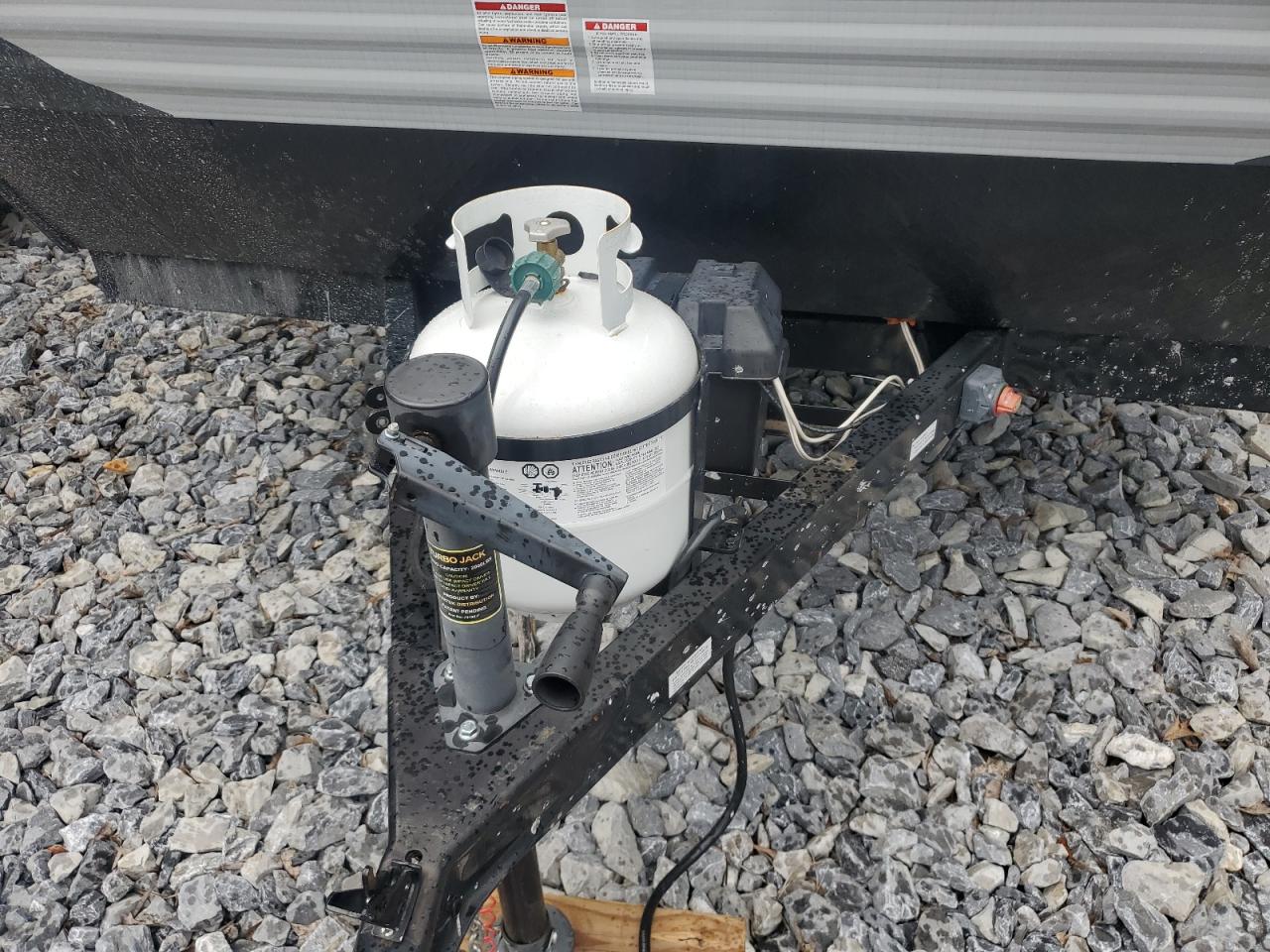 2024 Suns Trailer VIN: 7J3U1E117RS010654 Lot: 68629985