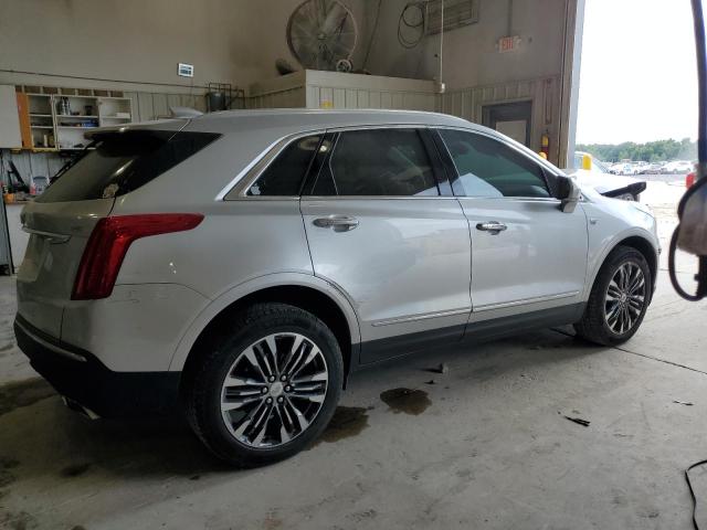  CADILLAC XT5 2017 Серебристый