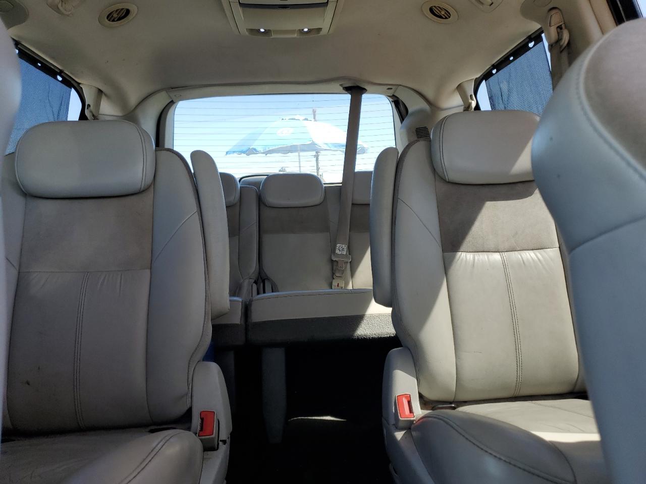 2010 Chrysler Town & Country Limited VIN: 2A4RR6DX9AR133381 Lot: 68219225