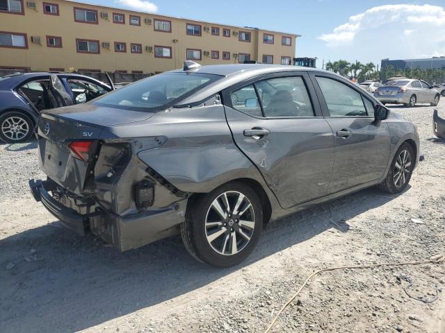  NISSAN VERSA 2022 Szary
