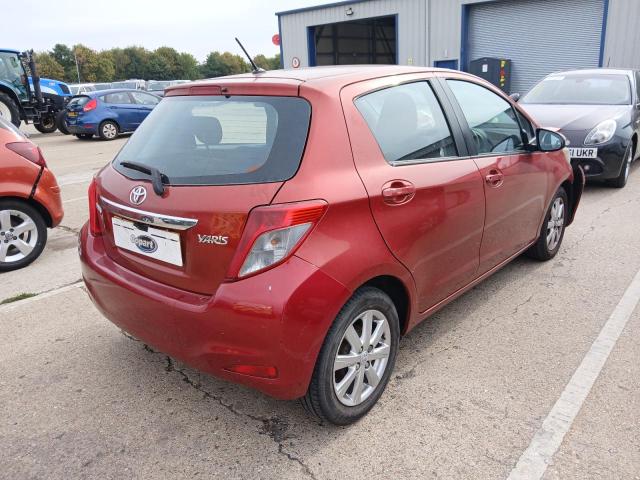 2013 TOYOTA YARIS TR V