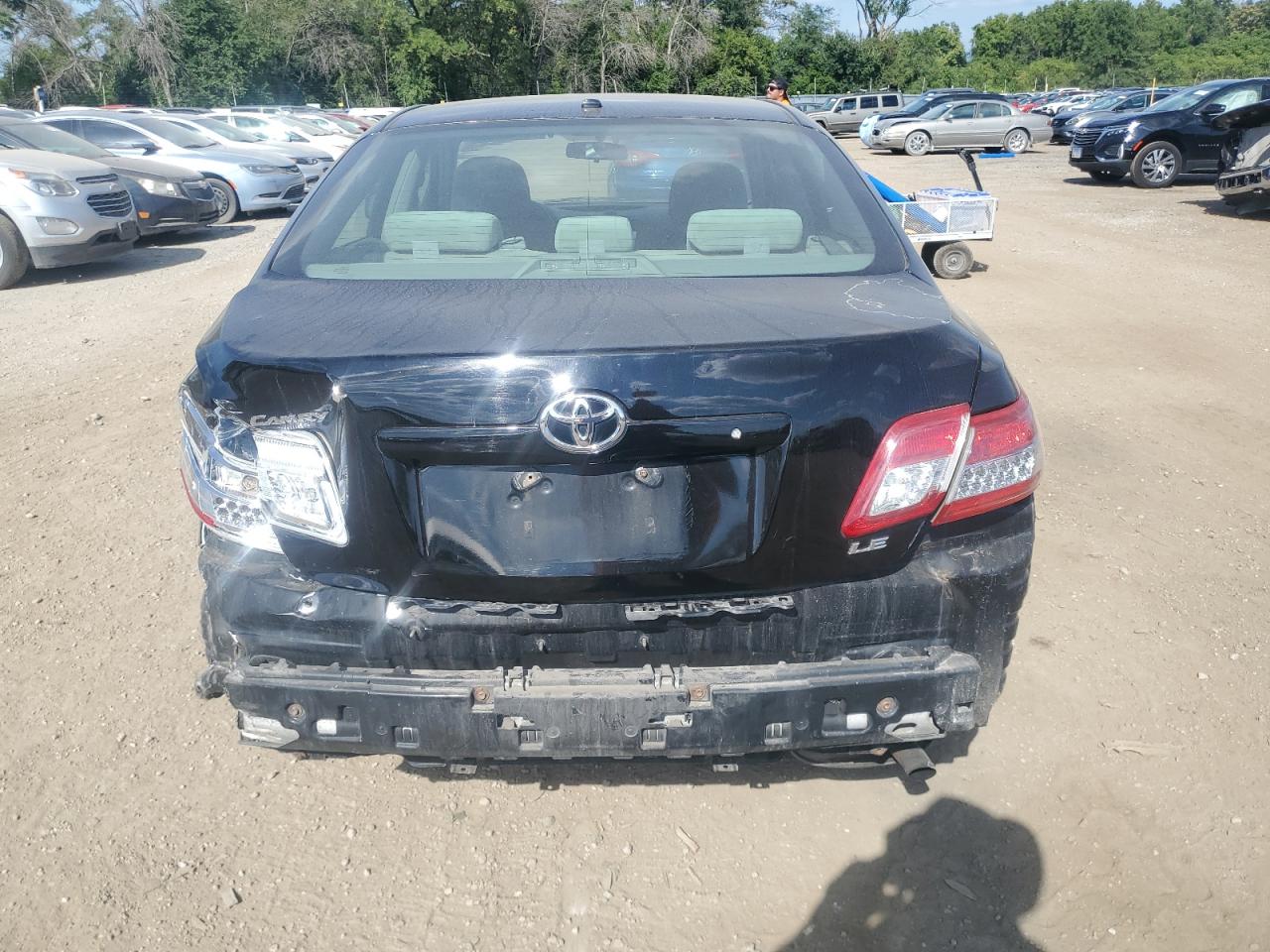 2010 Toyota Camry Base VIN: 4T4BF3EK2AR052129 Lot: 70706005