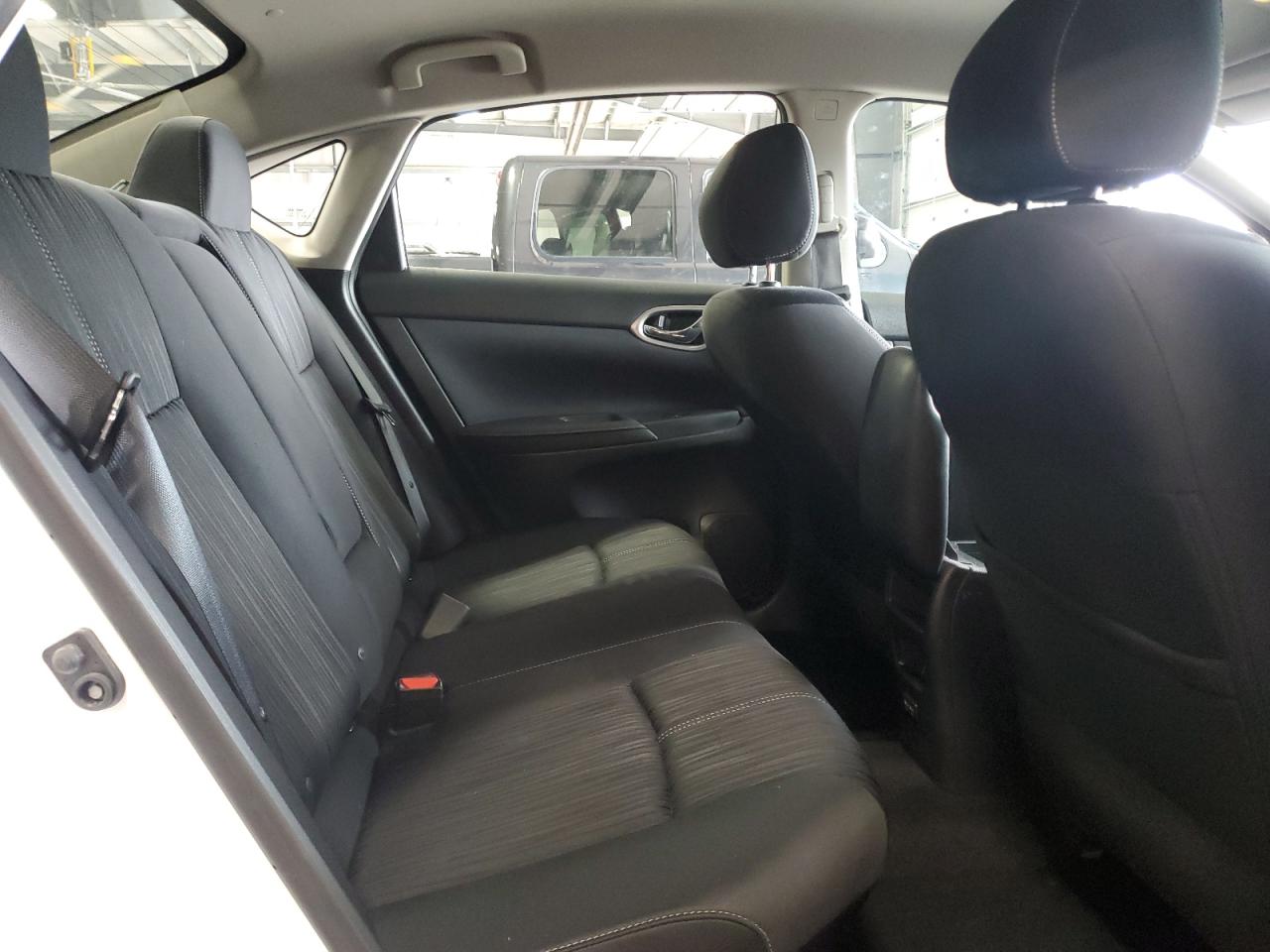2018 Nissan Sentra S VIN: 3N1AB7AP5JY262402 Lot: 70768445