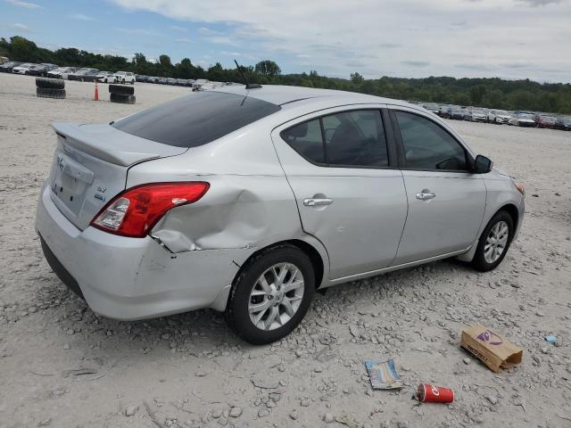  NISSAN VERSA 2019 Серебристый