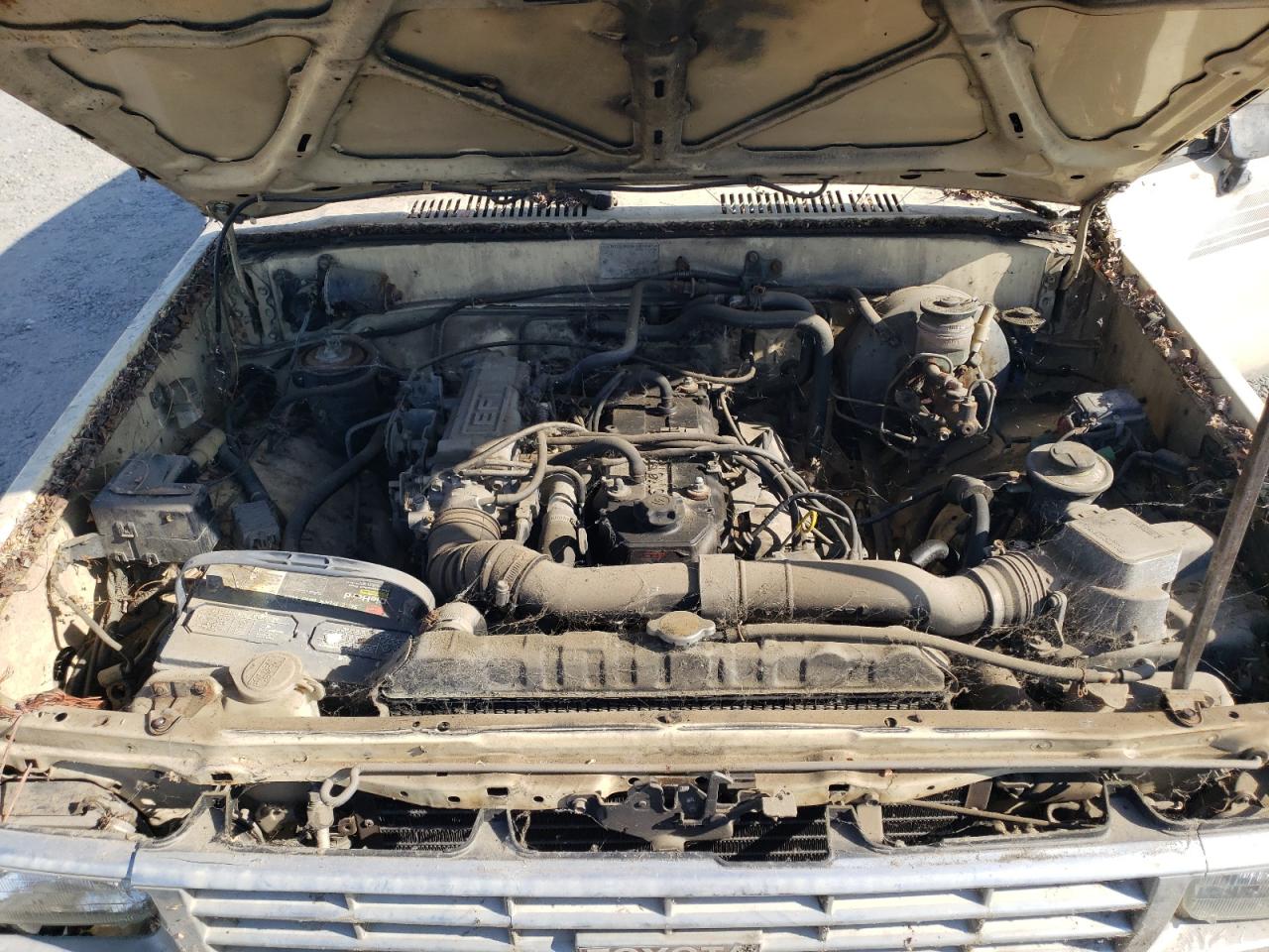 1986 Toyota Pickup Xtracab Rn56 Sr5 VIN: JT4RN56S0G0195025 Lot: 69580845