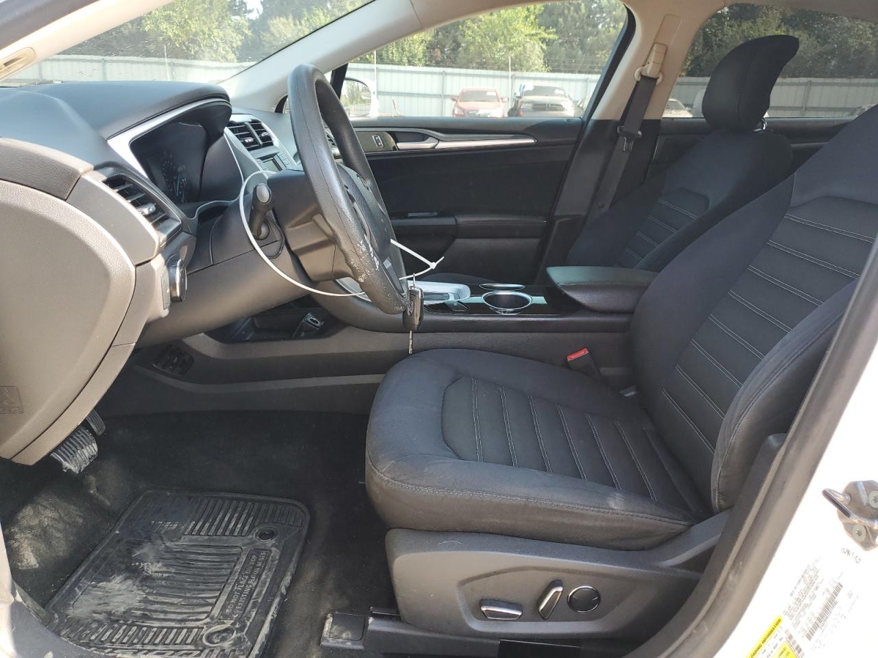 2013 Ford Fusion Se VIN: 3FA6P0HR2DR199086 Lot: 68315175