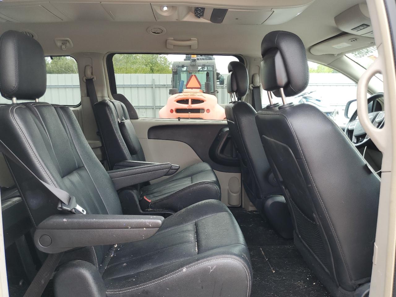 2016 Chrysler Town & Country Touring VIN: 2C4RC1BG6GR288279 Lot: 68784065