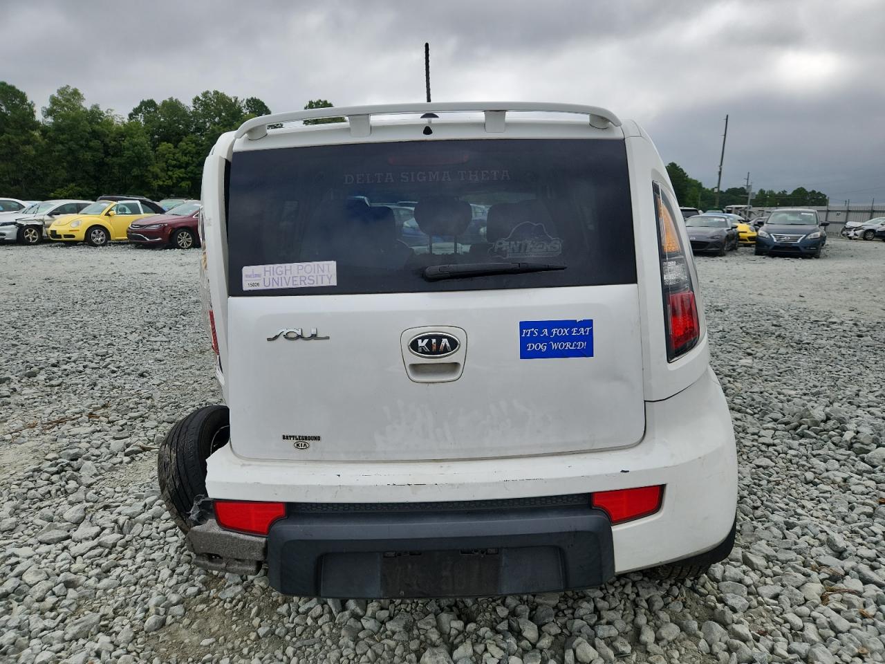 2011 Kia Soul + VIN: KNDJT2A2XB7705535 Lot: 69727515
