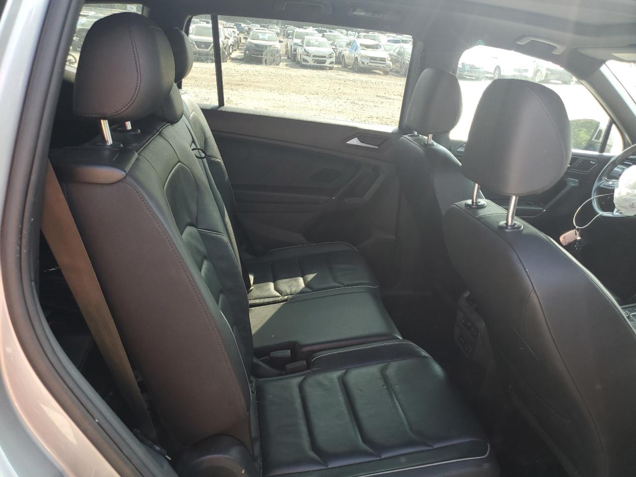 2020 Volkswagen Tiguan Sel Premium R-Line VIN: 3VV4B7AXXLM044851 Lot: 67355535