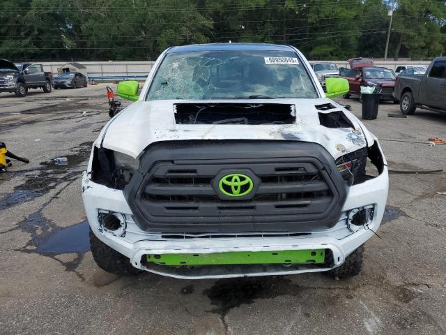  TOYOTA TACOMA 2016 Белы