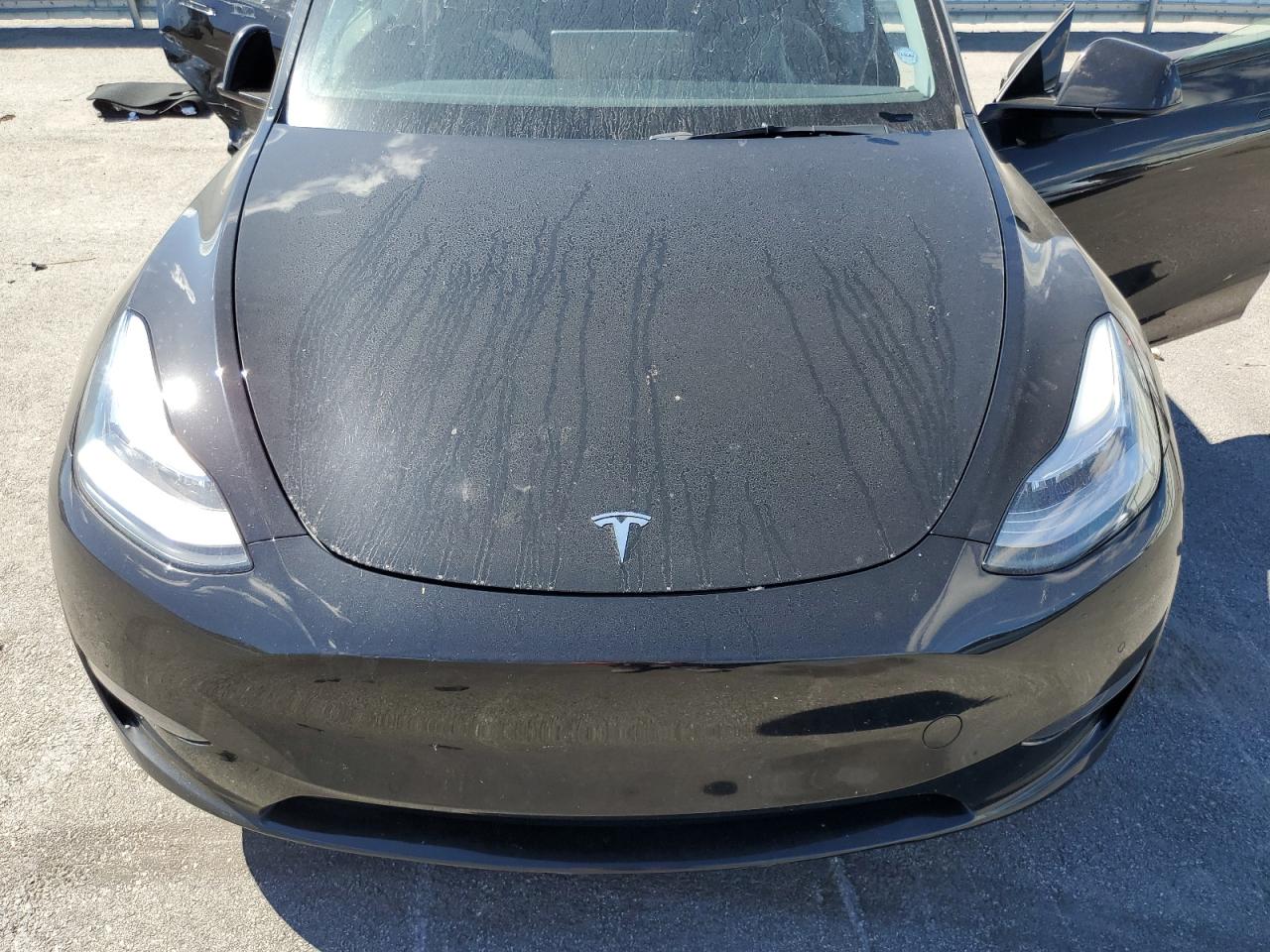2021 Tesla Model Y VIN: 5YJYGAEE8MF146100 Lot: 70219045