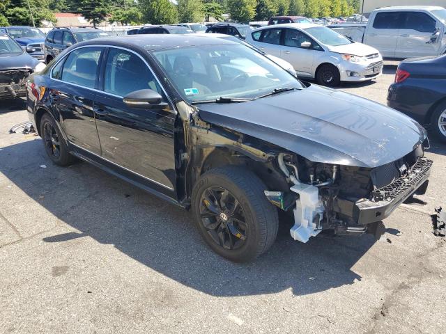 Седаны VOLKSWAGEN PASSAT 2016 Черный