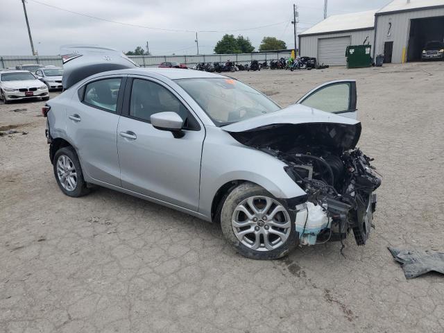  TOYOTA YARIS 2018 Szary