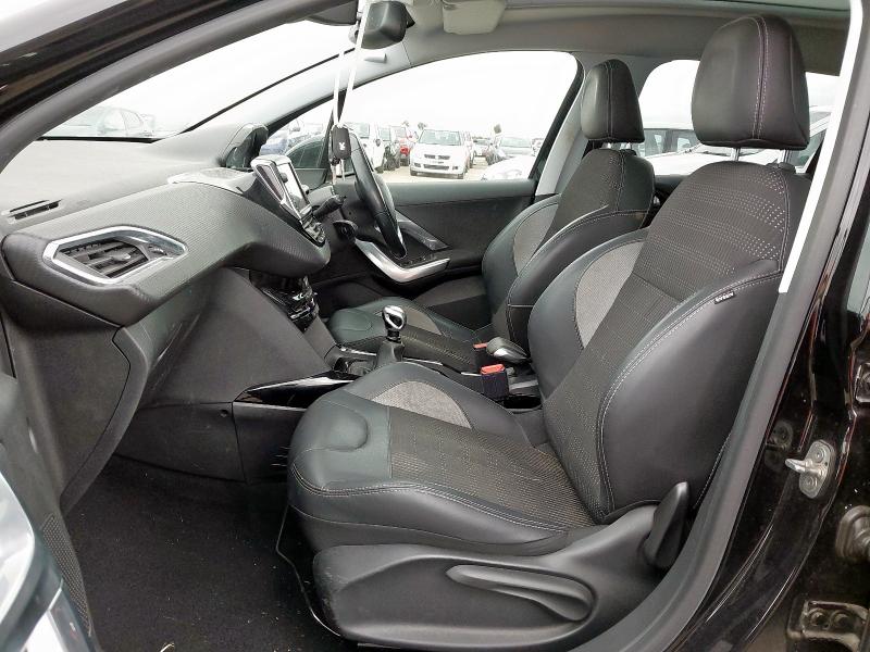 2019 PEUGEOT 2008 ALLUR
