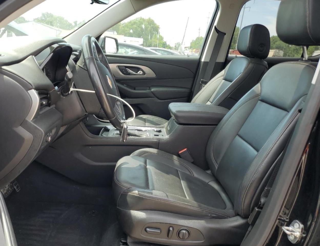 2018 Chevrolet Traverse Lt VIN: 1GNEVHKWXJJ208459 Lot: 66957565