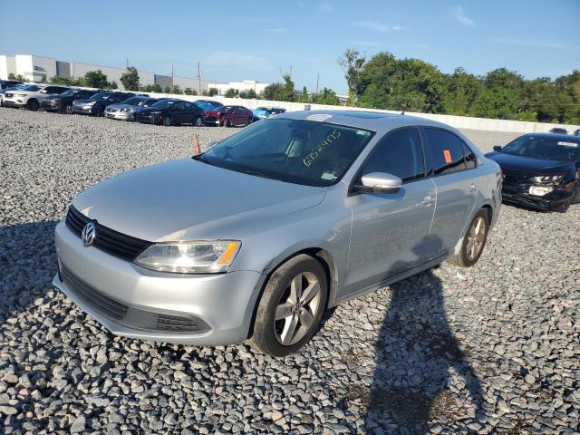  VOLKSWAGEN JETTA 2012 Srebrny