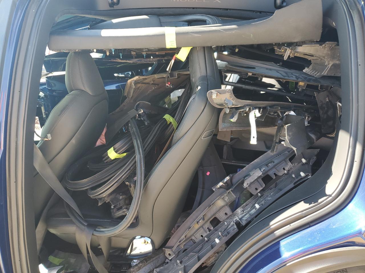 2023 Tesla Model X VIN: 7SAXCBE60PF395469 Lot: 69798775