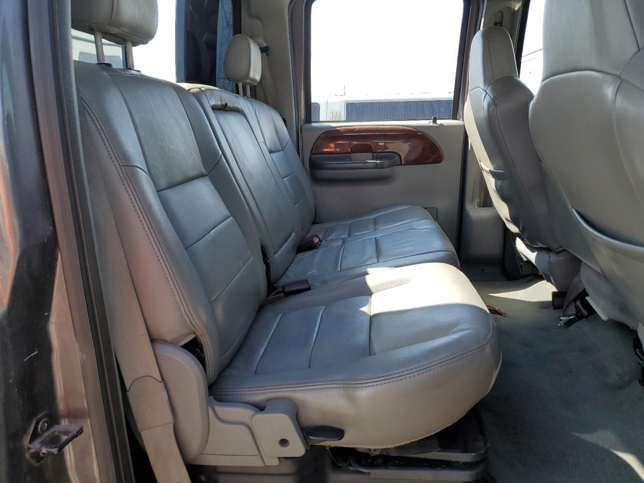 2004 Ford F350 Srw Super Duty VIN: 1FTSW31PX4ED06880 Lot: 70274045