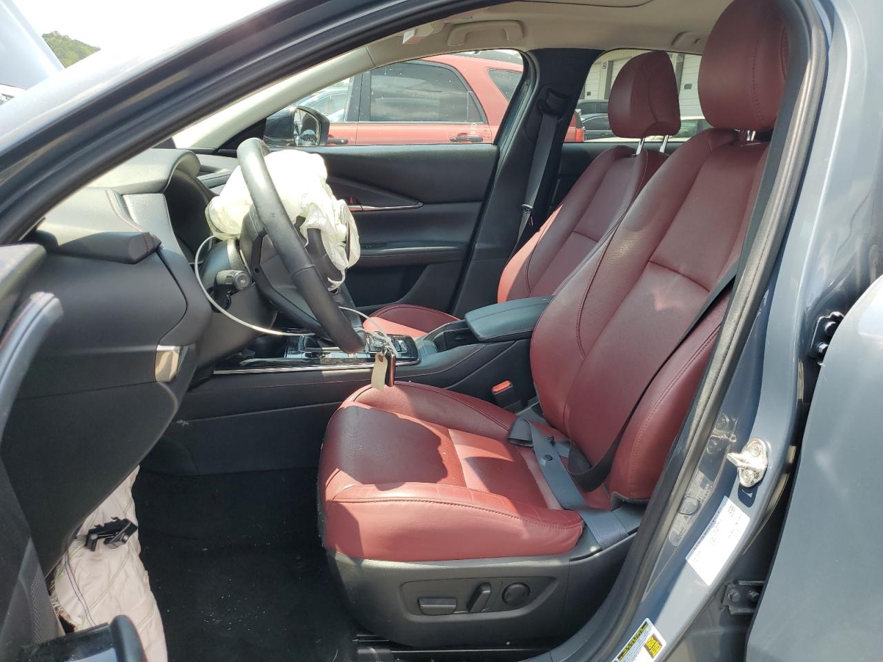 2024 Mazda Cx-30 Preferred VIN: 3MVDMBCM2RM647105 Lot: 67540475