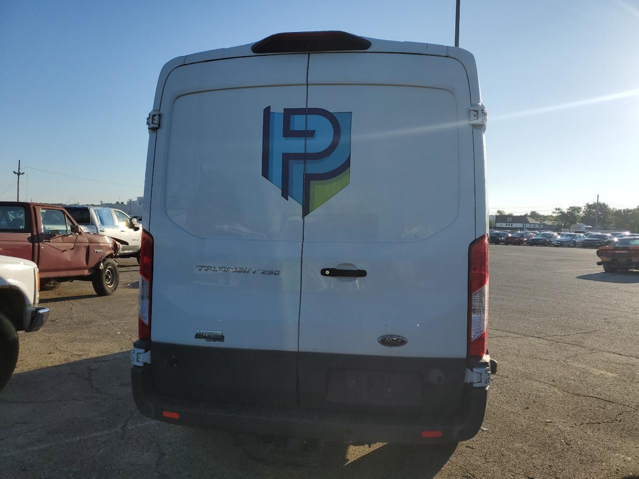 2018 Ford Transit T-250 VIN: 1FTYR2CG6JKA67334 Lot: 69448195