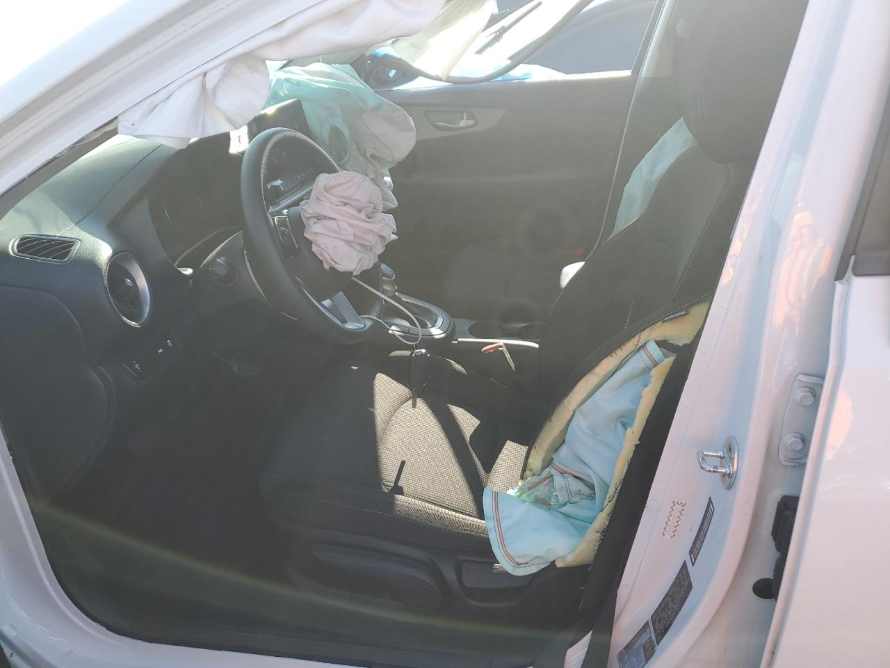 3KPF24AD9ME340161 2021 Kia Forte Fe