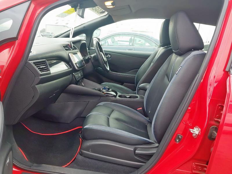 2021 NISSAN LEAF TEKNA 