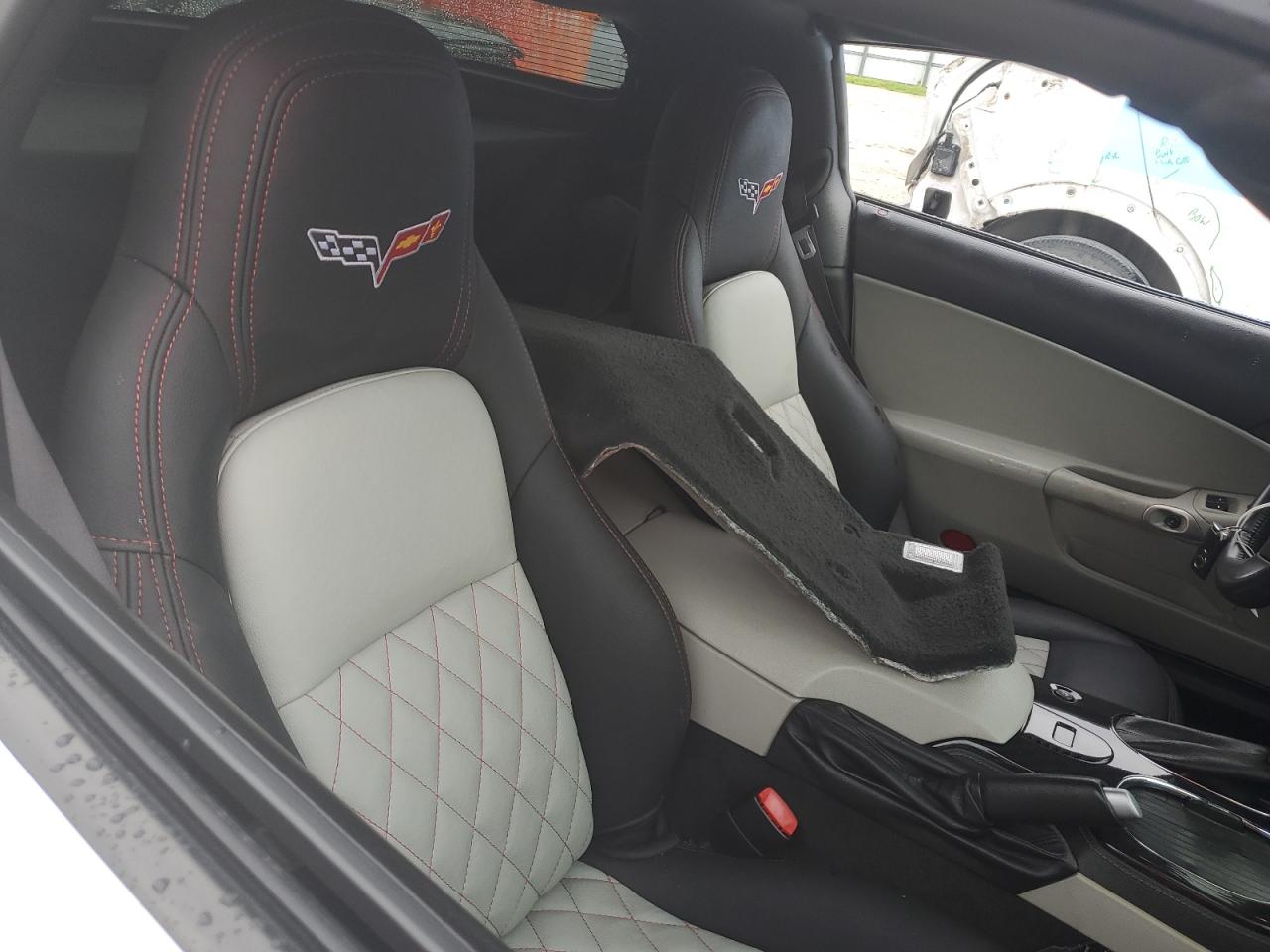 2011 Chevrolet Corvette VIN: 1G1YF2DW9B5105095 Lot: 69908155