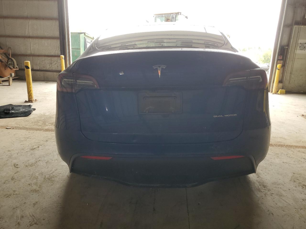 2023 Tesla Model Y VIN: 7SAYGDEE5PA029936 Lot: 69305565