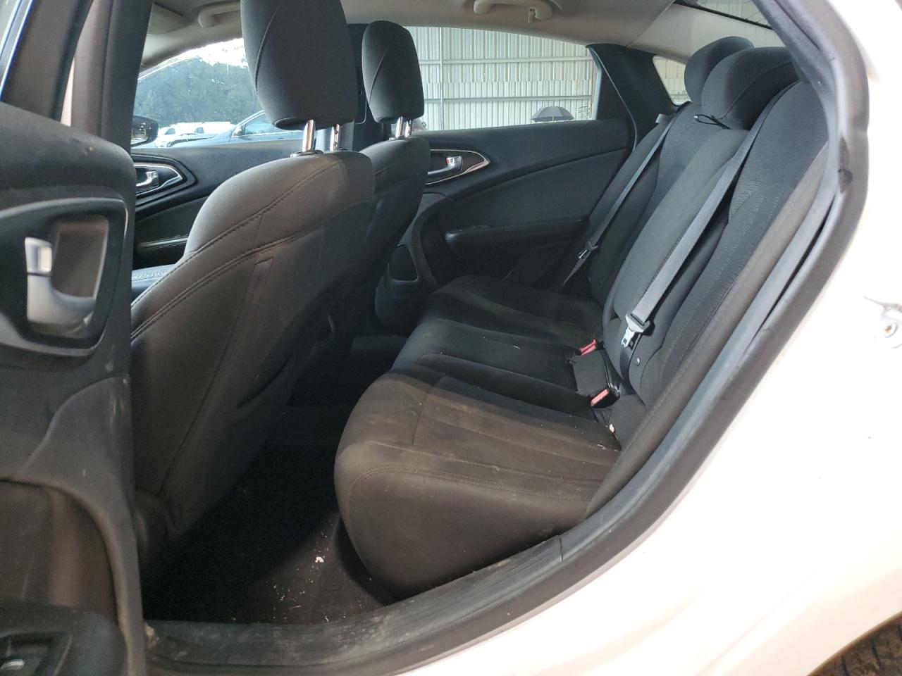 2016 Chrysler 200 Limited VIN: 1C3CCCAB6GN161282 Lot: 69409375
